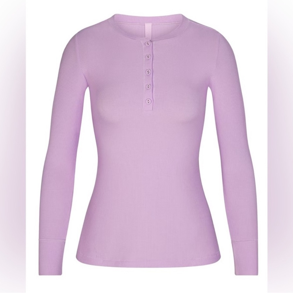 Skims sugar plum Henley Long Sleeve Top
